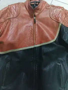 Jaket kulit Harley Davidson