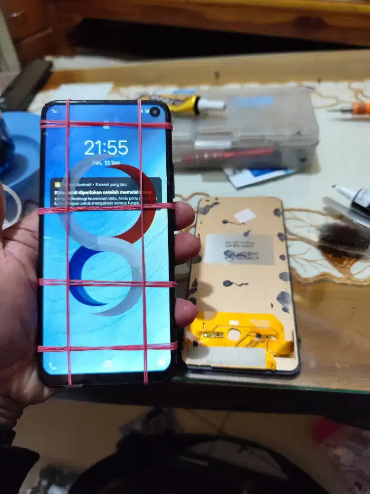Ganti lcd HP panggilan