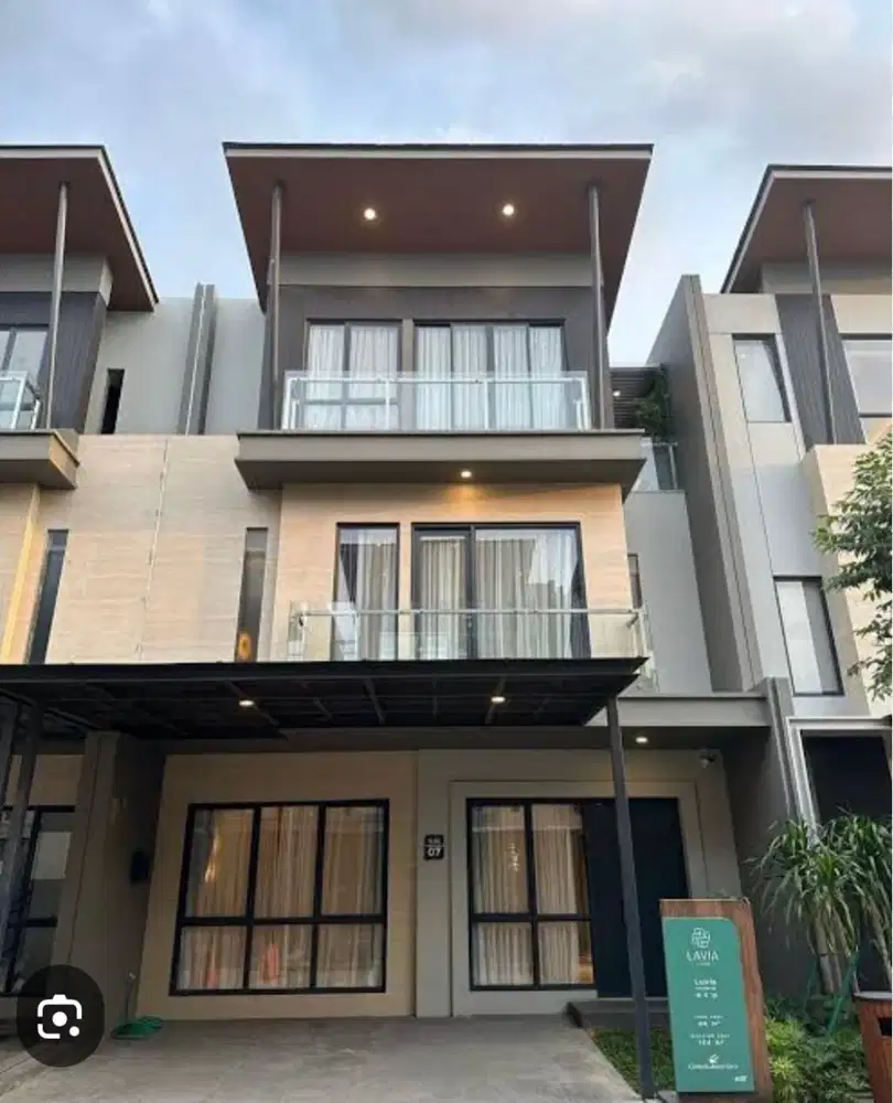 Disewakan cepat Rumah LAVIA Citra 8 Jakarta Dekat Bandara Soetta