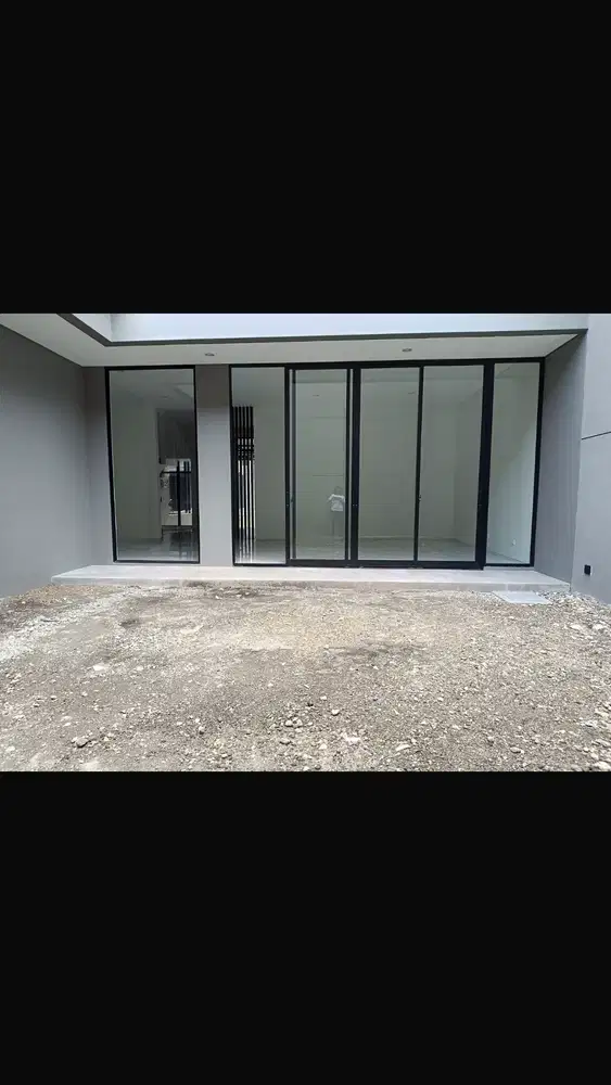 Dijual Cepat Rumah Distric 9 Citraland Utama Luas 117M Surabaya Barat