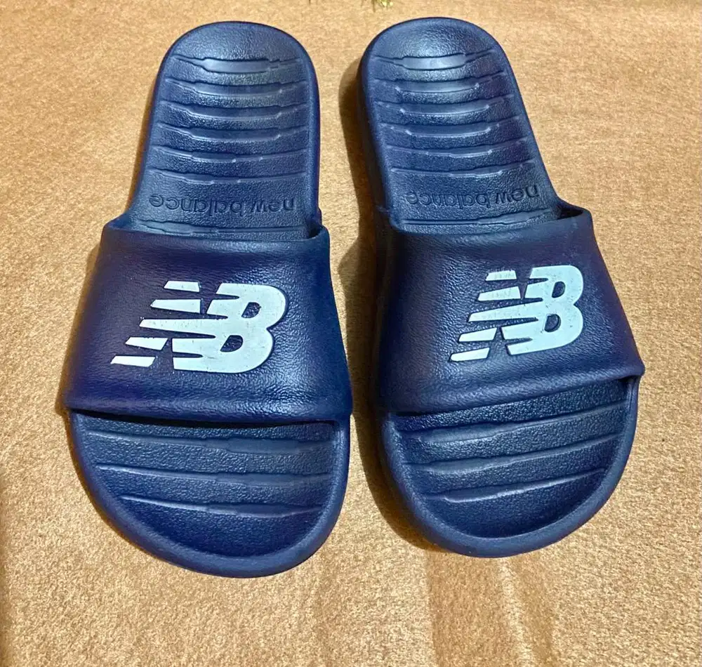 Sandal merk original New Balance