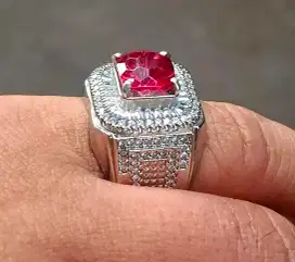 Cincin batu permata mulia Ruby pigeon blood asli natural R9 mewah