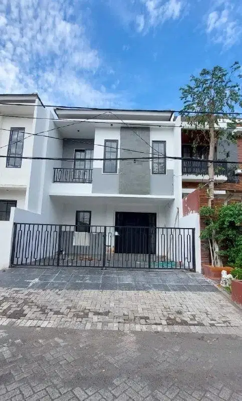 Rumah Galaxy Bumi Permai Araya dekat Merr, Keputih, Rungkut (DND)