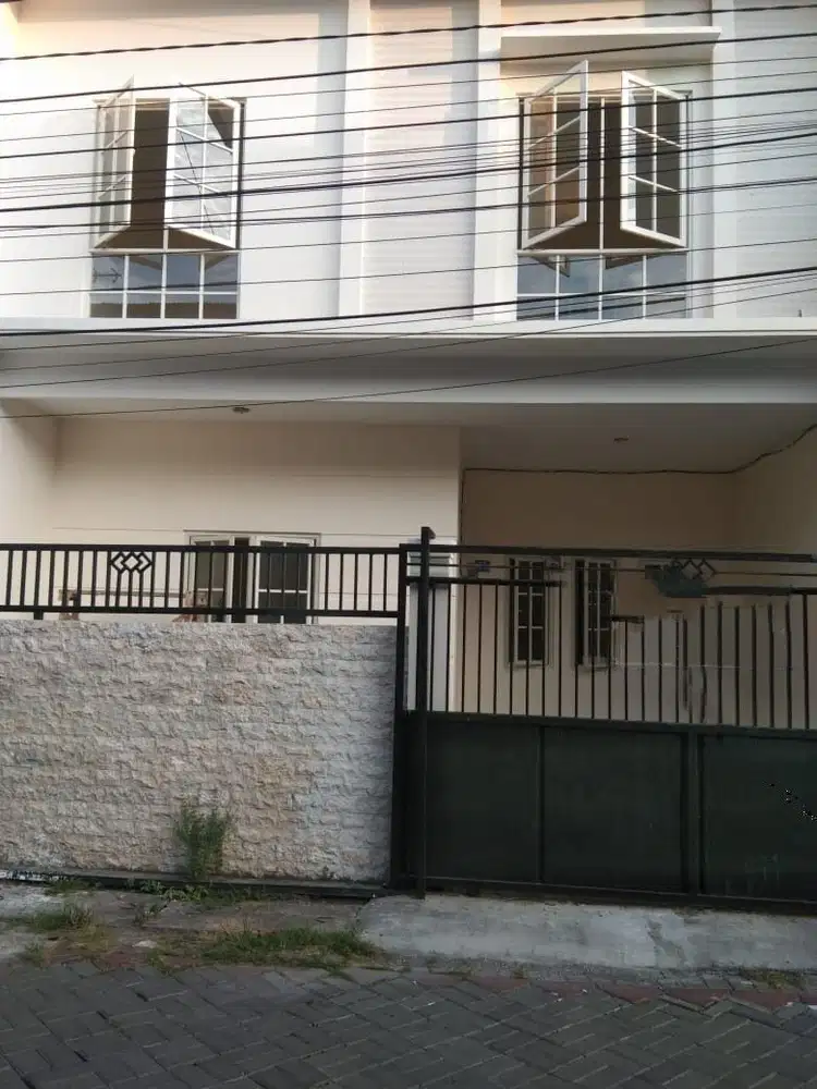 RUMAH BARU GRESS 2 LANTAI MULYOSARI, ROW 2 MOBIL