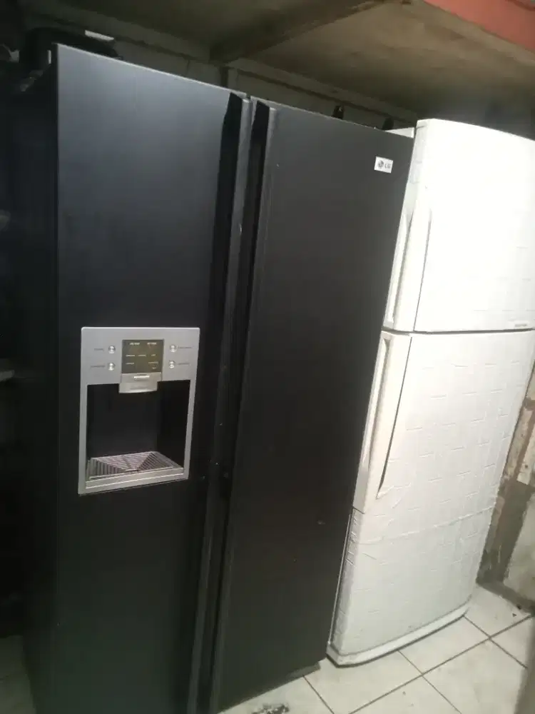 kulkas sbs lg 600 liter