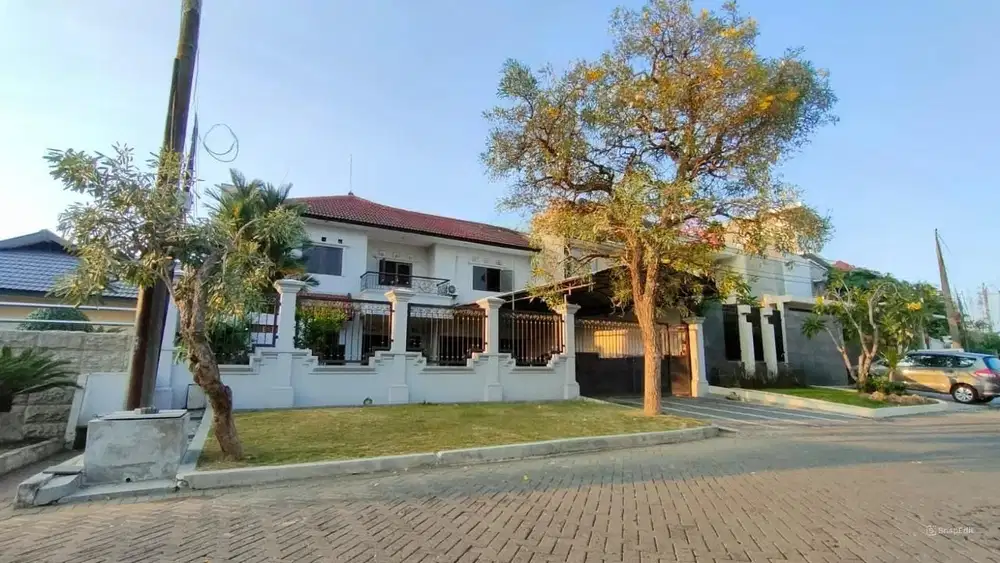 Rumah dijual berlokasi di Darmo Sentosa Raya (BB) Surabaya