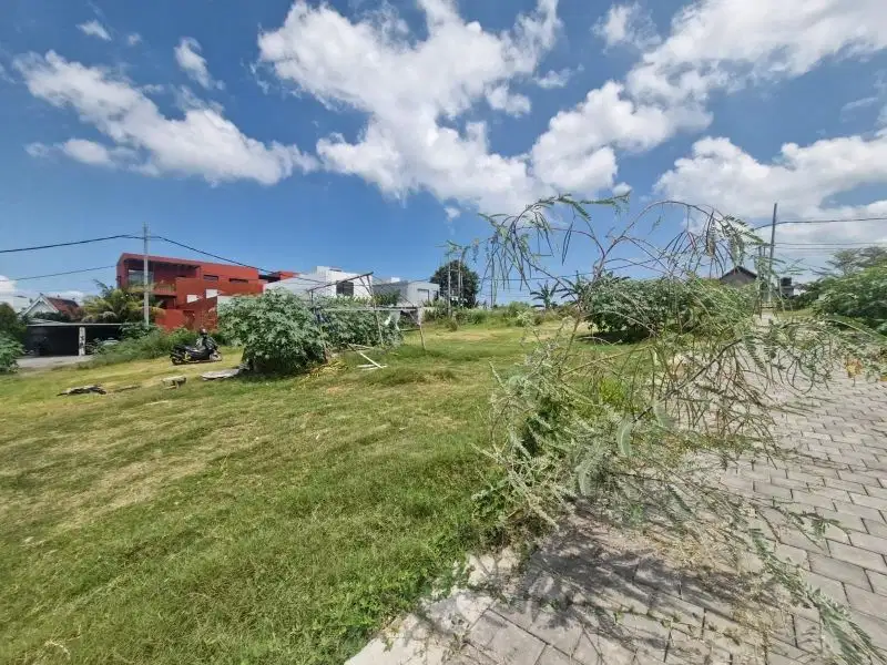 Tanah Kapling diantara Pantai Pererenan dan Pantai Lima, Canggu