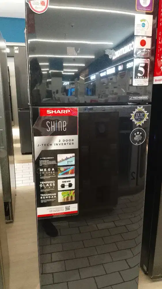 Kulkas Sharp 256L