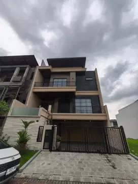 Rumah Mewah Siap Huni Citraland Emerald Mansion
