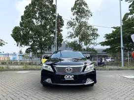 Camry 2.5 AT 2014