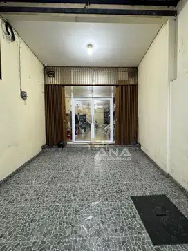 ANA RUMAH NGANTONG LT.100M DI JELAMBAR ra