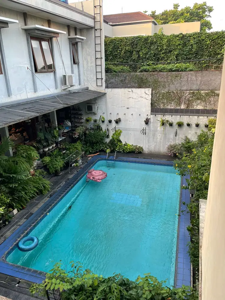 Rumah cozy dalam Town House area Kemang, Jakarta Selatan