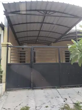 Disewakan Rumah Full Furnish Kutisari indah barat
