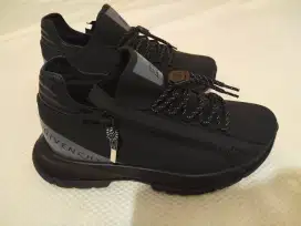 Luxury GIVENCHY shoes paling cakep dan mewah banget!