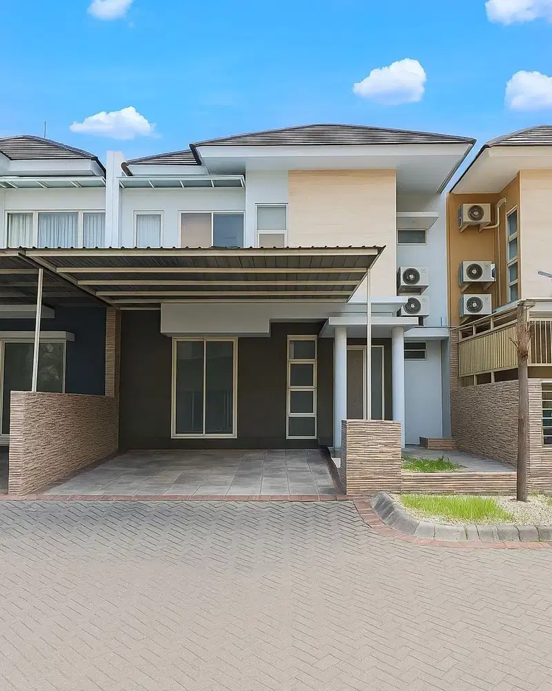 Di jual rumah greenville babatan pantai ,tempat strategis ,siap huni