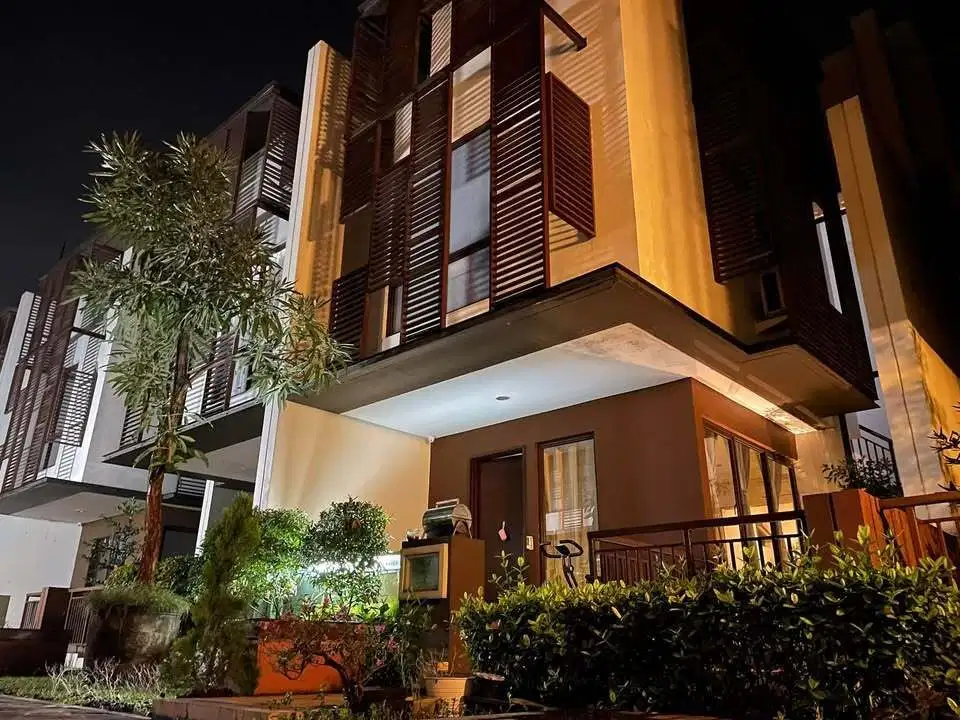 Dijual Rumah Fully Furnished Premium di Greenwich Whelford BSD