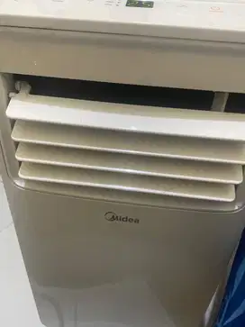 AC Portable 1/2 PK Midea