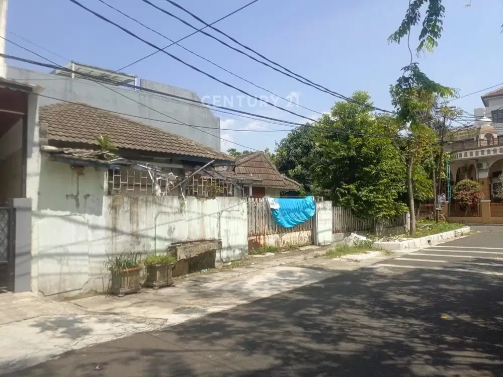 Rumah Hitung Tanah Strategis Dalam Komplek Di Pesanggrahan Perma