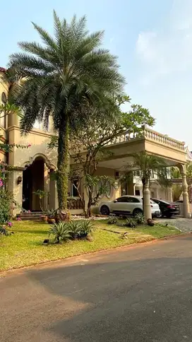 RUMAH MEWAH FULLY FURNISHED VICTORIA RIVER PARK BSD CITY