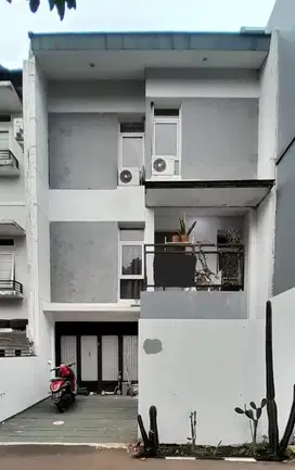 Rumah di Panorama Bukit Cinere Tangerang selatan
