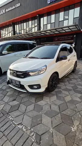 Honda Brio RS Urbanite 1.2L A/T 2022