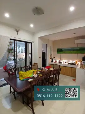 Depan taman Emerald Bintaro Jaya cluster asri