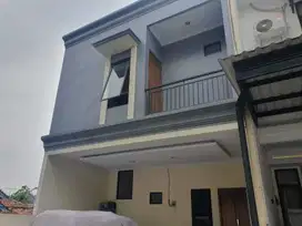 Rumah Minimalis Rapi, siap Huni akses 2 mbl di Cluster di  Ragunan