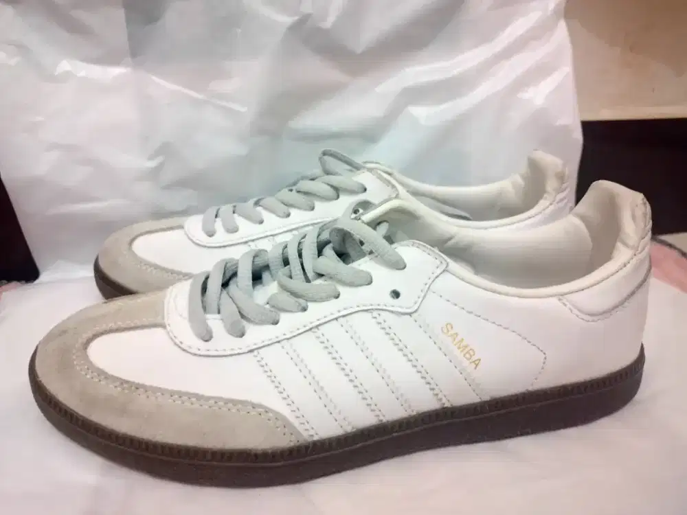Adidas samba putih