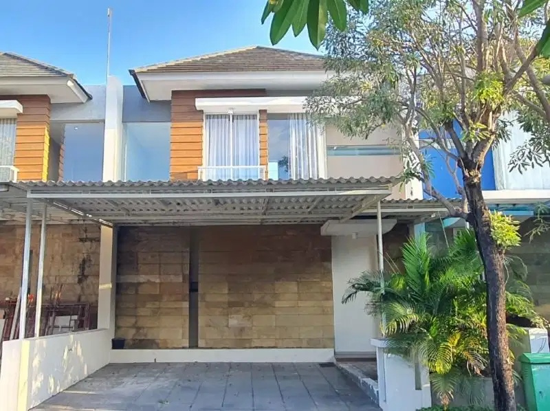 rumah royal residence wiyung dekat citraland pakuwon indah