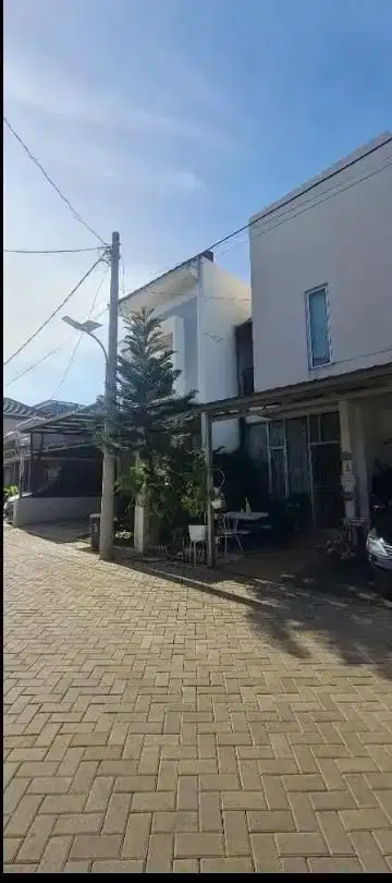 Dijual rumah di cluster nurwita residence kreo selatan larangan