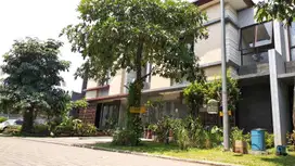 Dijual Rumah Baru Siap Huni di The Eminent Cluster Precia, BSD