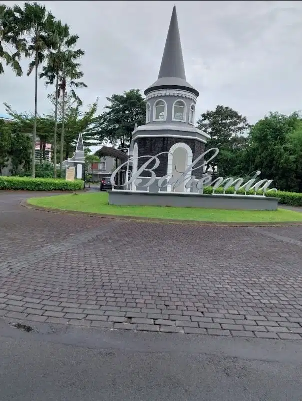 Rumah cluster Bohemia jual cepat