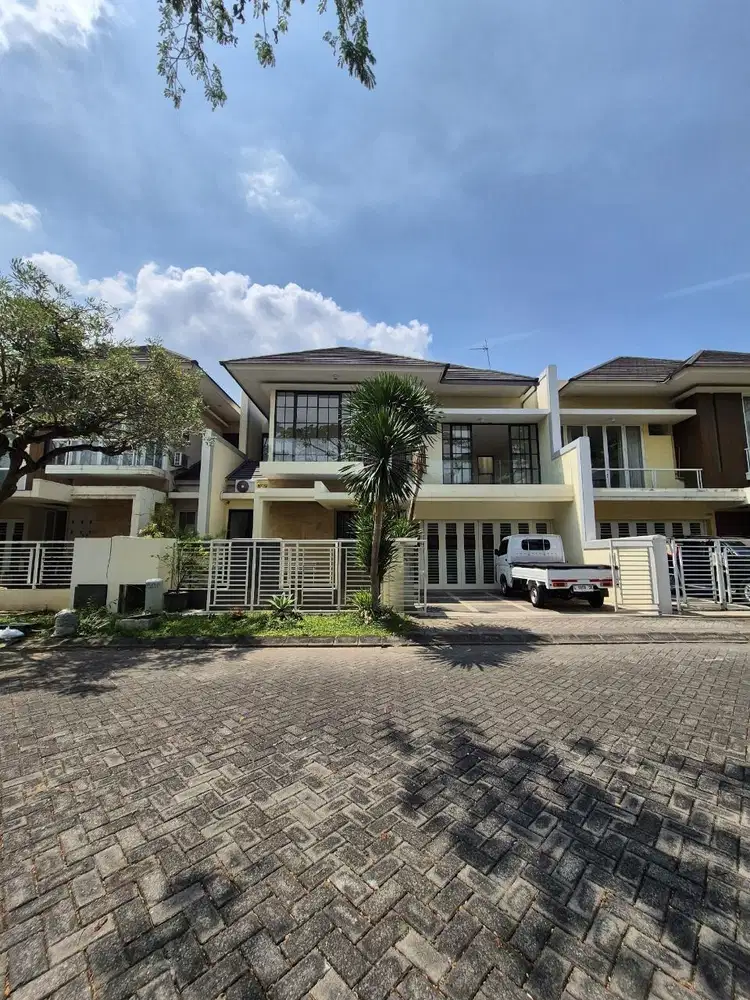 Rumah Minimalis Royal Residence Wiyung Surabaya Barat Luar Cluster