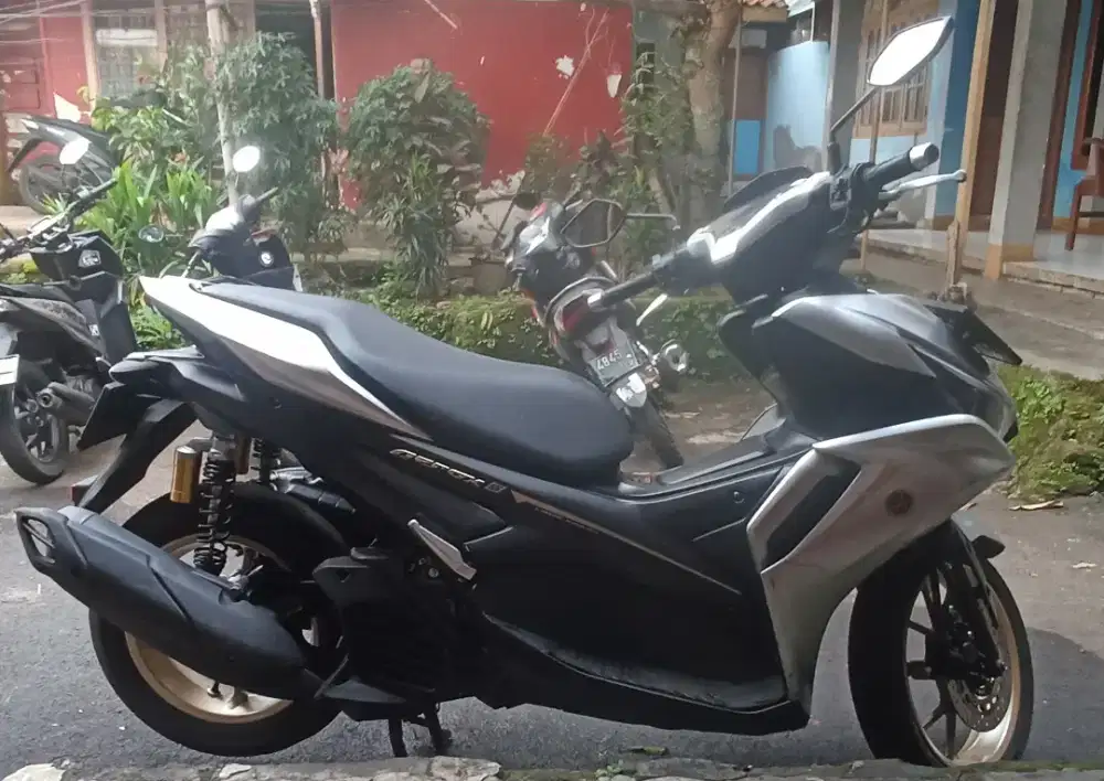 Yamaha aerox ABS tahun 2021