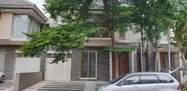 Rumah Semi Furnish Minimalis di Citraland Green Lake, Surabaya