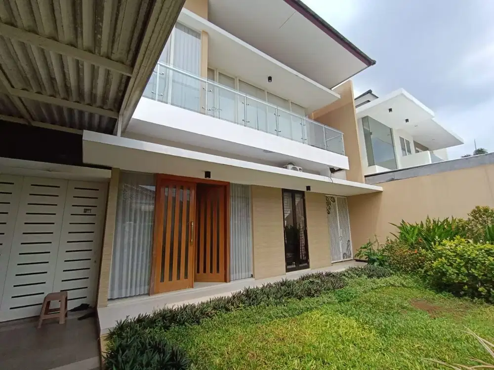 Rumah Minimalis Mewah Kertajaya Indah Surabaya dekat Merr