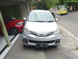 Xenia R deluxe 2014 MT low km60rb