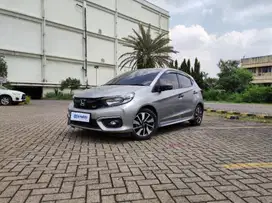 TDP 9,JT Honda Brio 1.2 RS Bensin-AT Abu-Abu 2021