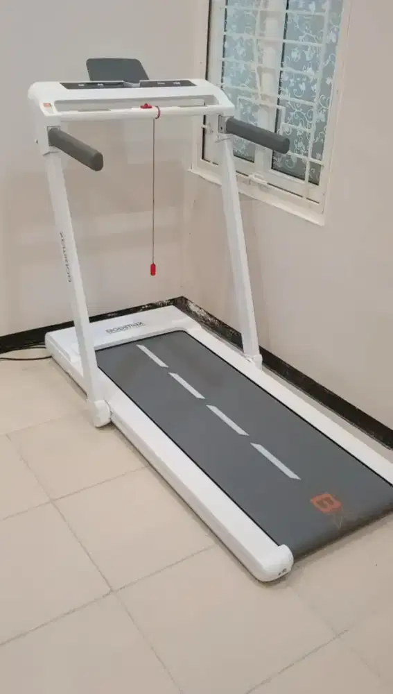 BODIMAX TREADMILL,RUNNING PAD ULTIMA (BEKAS BERKUALITAS)