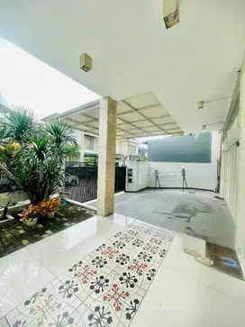 Rumah Bagus Siap Huni di Citraland, Surabaya Barat
