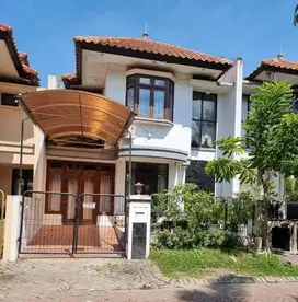 rumah siap huni graha famili dekat citraland,pakuwon indah wiyung