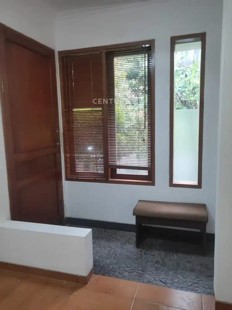 Dijual Rumah Bagus Dalam Cluster Di Sektor 9 Af17004