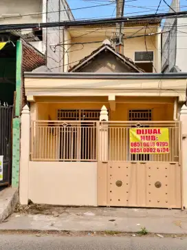 Dijual cpt rumah MURAH strategis pinggir jalan raya bisa untuk usaha