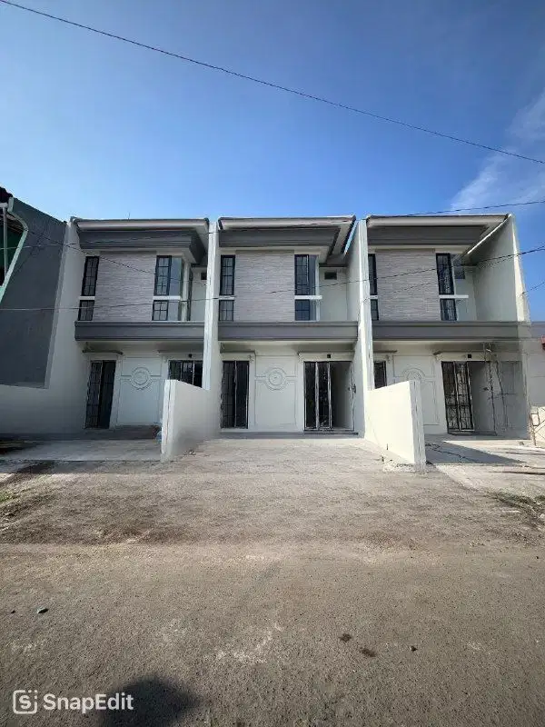 RUMAH BARUK BARAT BARU GRESS, STRATEGIS, ADA 3 UNIT