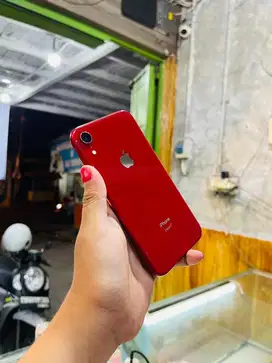 Iphone Xr 128gb iBox fullset original dan bergaransi. TT juga bisa