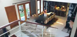 Dijual rumah Wiyung royal residence dekat Citraland, graha family Surabaya barat