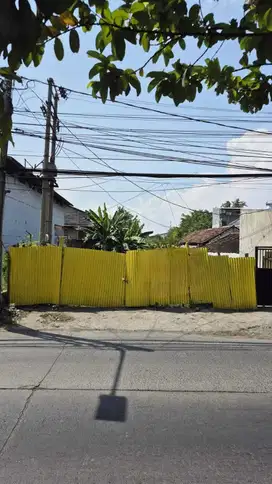 Tanah Raya Manukan Kulon