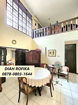 Rumah Nyaman Rapi dan Terawat di Cut Nyak Dien Bintaro jaya LR-11089