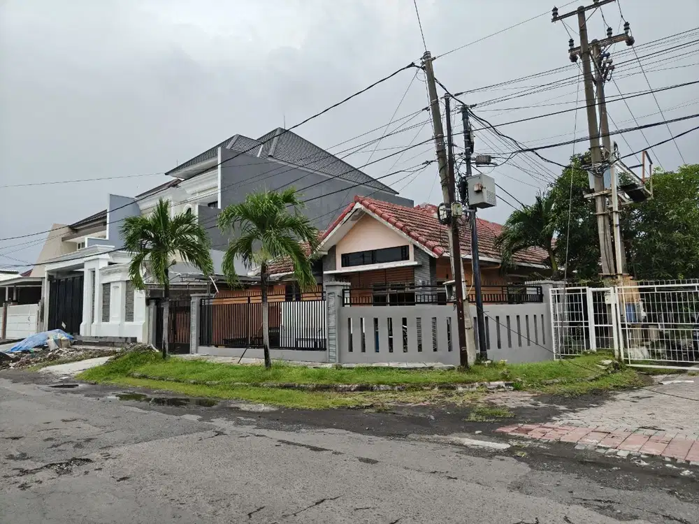 Double Way, Rumah Nirwana Eksekutif dekat Raya MERR