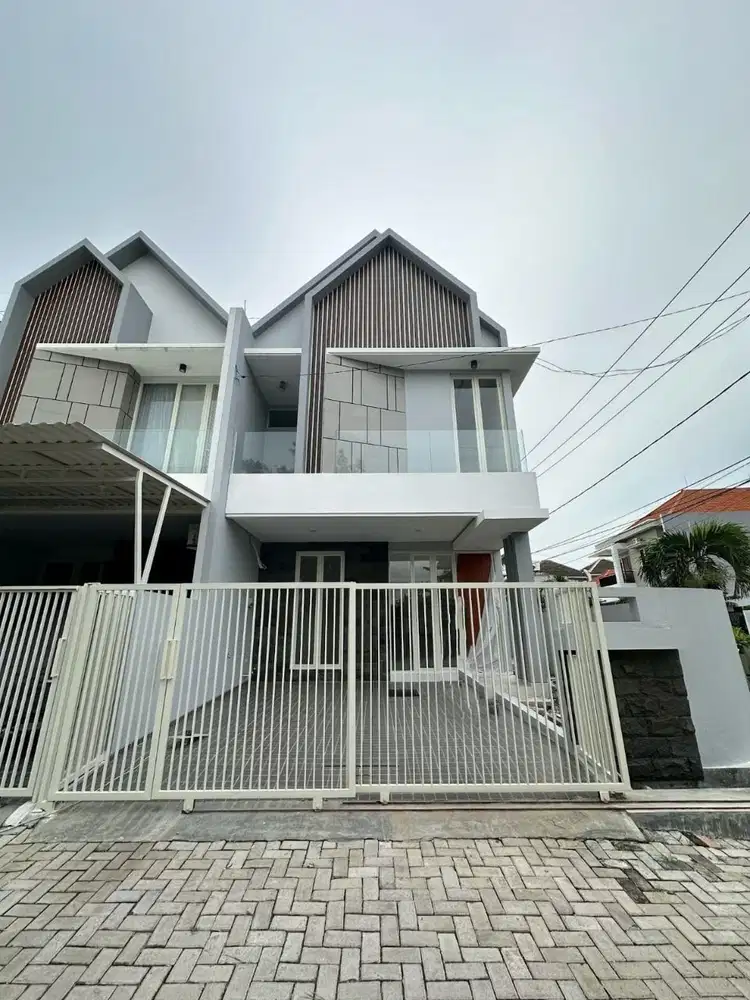 RUMAH MANYAR TIRTOYOSO NEW MINIMALIS